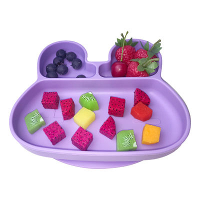 O bebê que alimenta a Bpa a placa livre da sução personalizou o produto comestível da forma do coelho