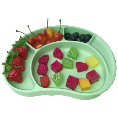 A alimentação dos utensílios de mesa do bebê chapeia personalizado dá forma ao verde do produto comestível dividido